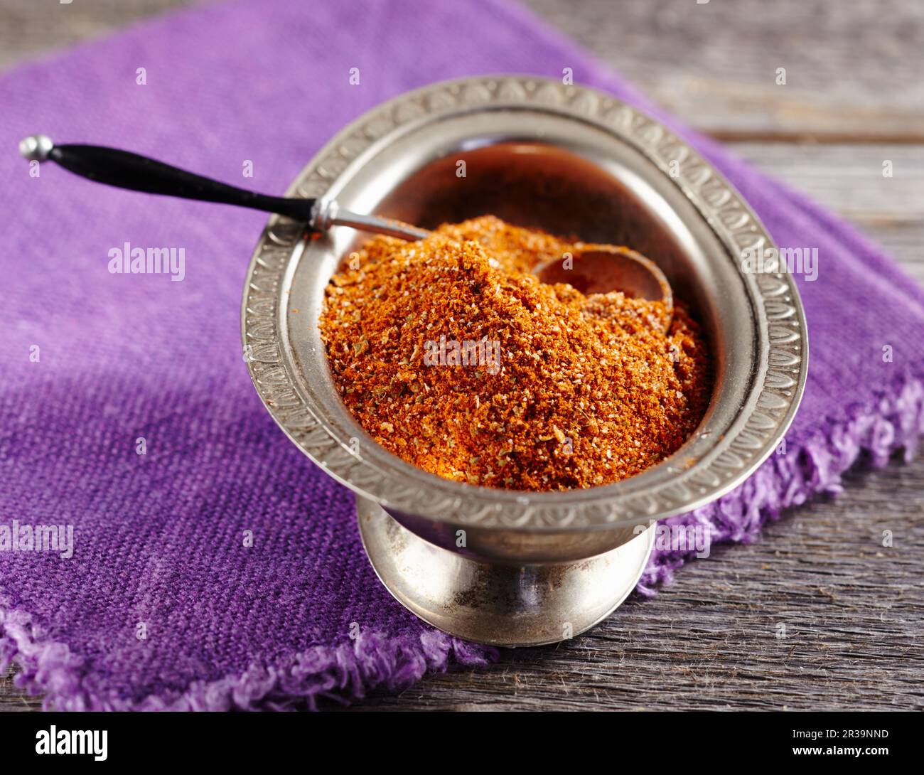 Homemade cajun rub (barbecue seasoning mix Stock Photo Alamy