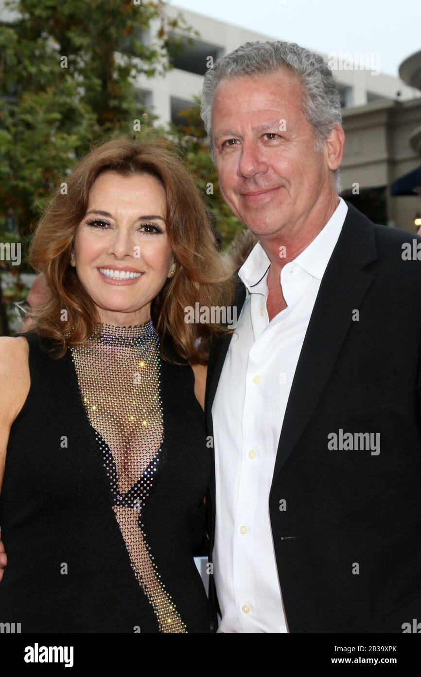 LOS ANGELES - MAY 22: Fabiana Udenio, Guest at the FUBAR TV Series