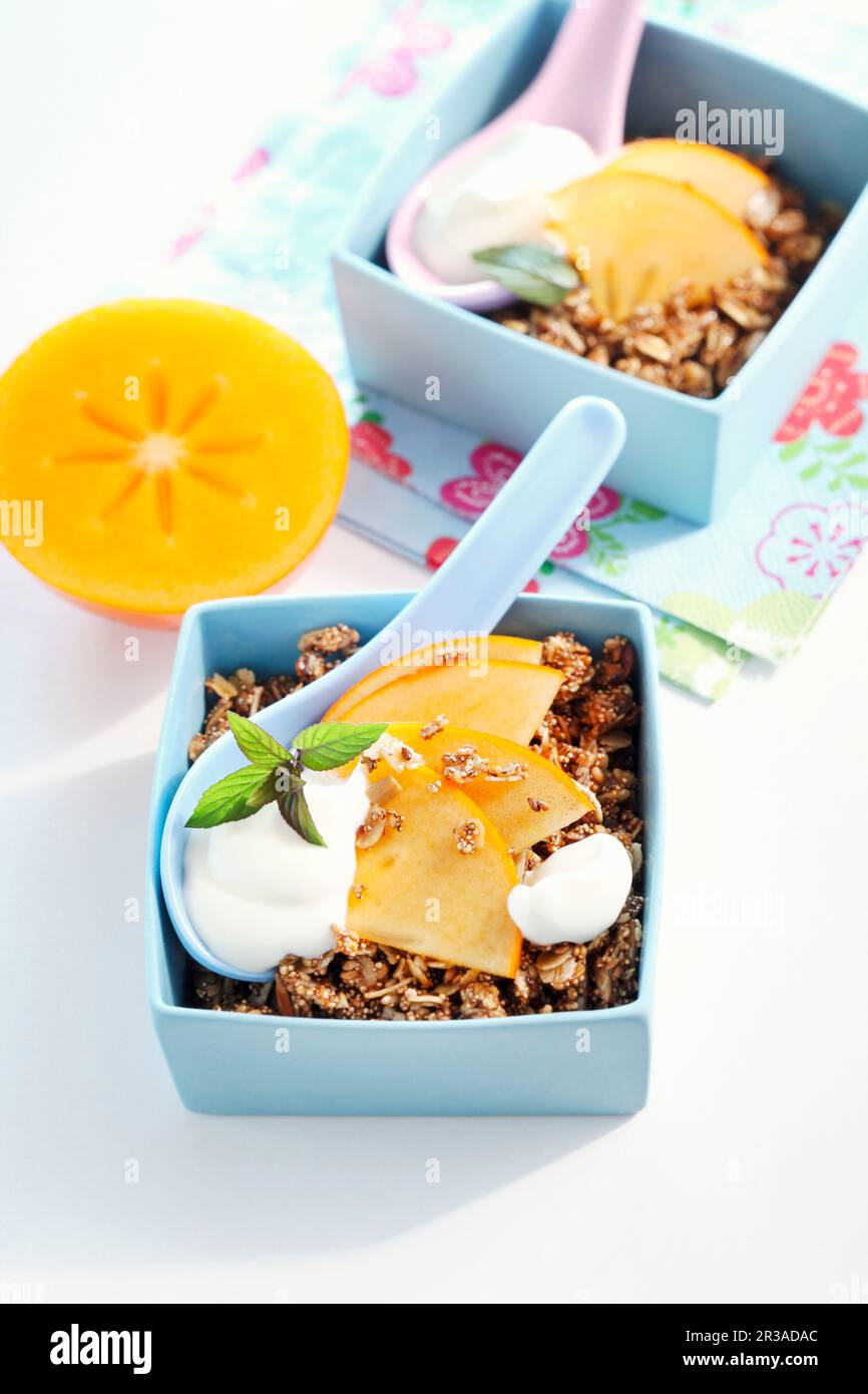 Roasted muesli with amaranth, sesame seeds, sunflower seeds and honey