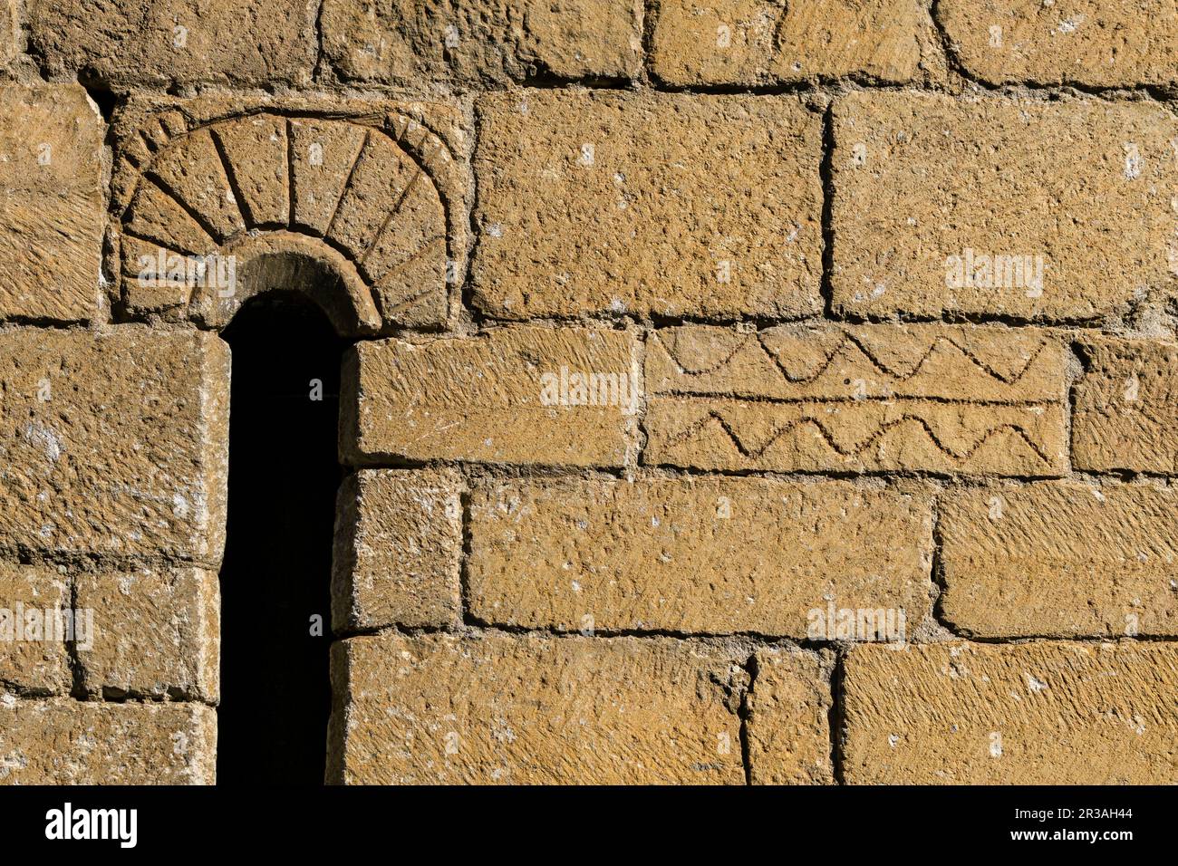 Muro de simbolos hi-res stock photography and images - Alamy