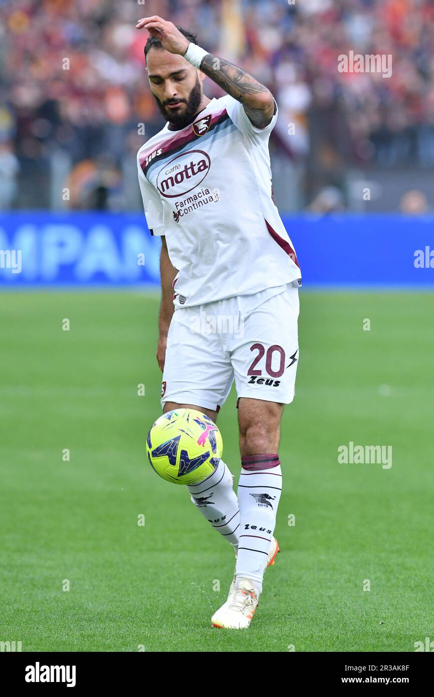 Grigoris hi-res stock photography and images - Page 9 - Alamy, image size:866x1390