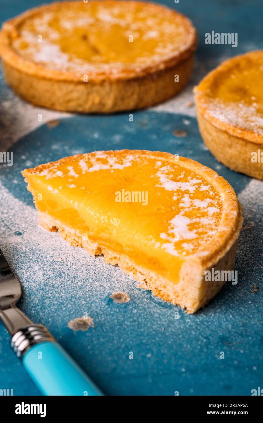 Mini lemon tarts with shortbread crust Stock Photo Alamy