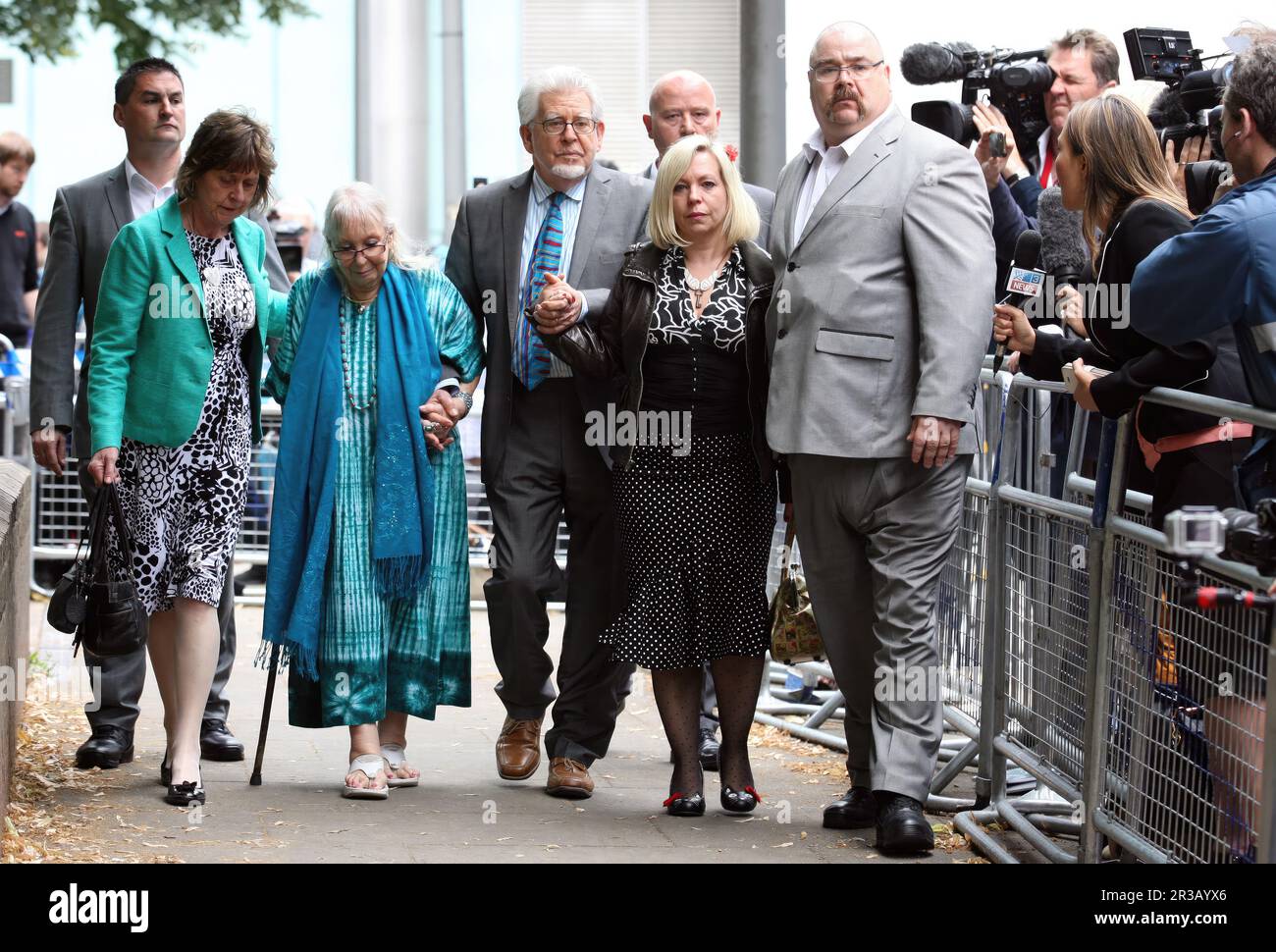 pic shows: 30.6.14Leaving court after being found guilty with wife  Alwen and daughter Bindi  Rolf Harris guilty   Pic by Gavin Rodgers/Pixel 8000 Ltd Stock Photo
