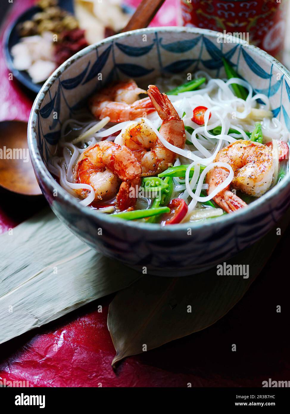 Salt and pepper prawn noodles Stock Photo Alamy