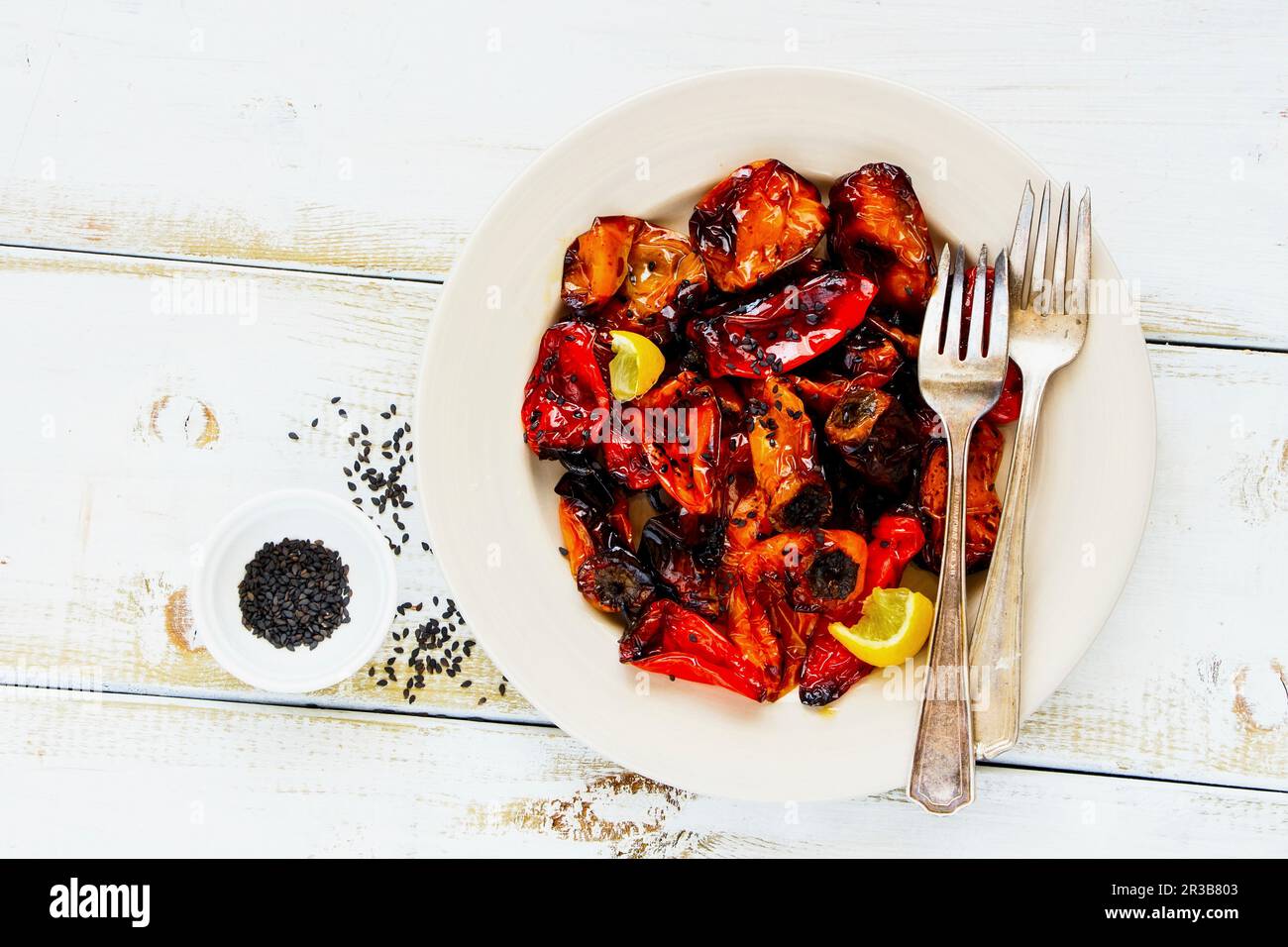 Red bell peppers plan view hi-res stock photography and images - Alamy
