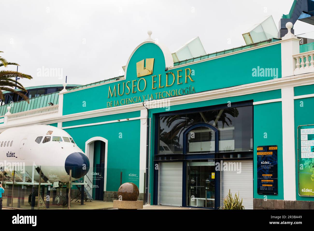 Front section of Douglas DC9 airliner outside the Museo de La Ciencia y la technologia, Museum of science and technology, Parque Santa Catalina, Las Stock Photo