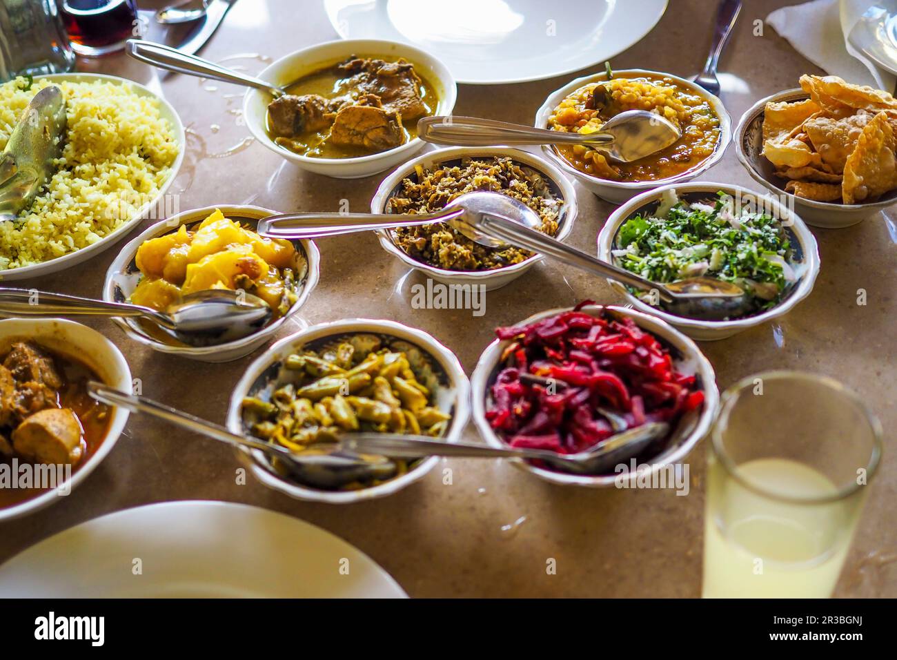 Various dishes in bowls (Sri Lanka Stock Photo Alamy