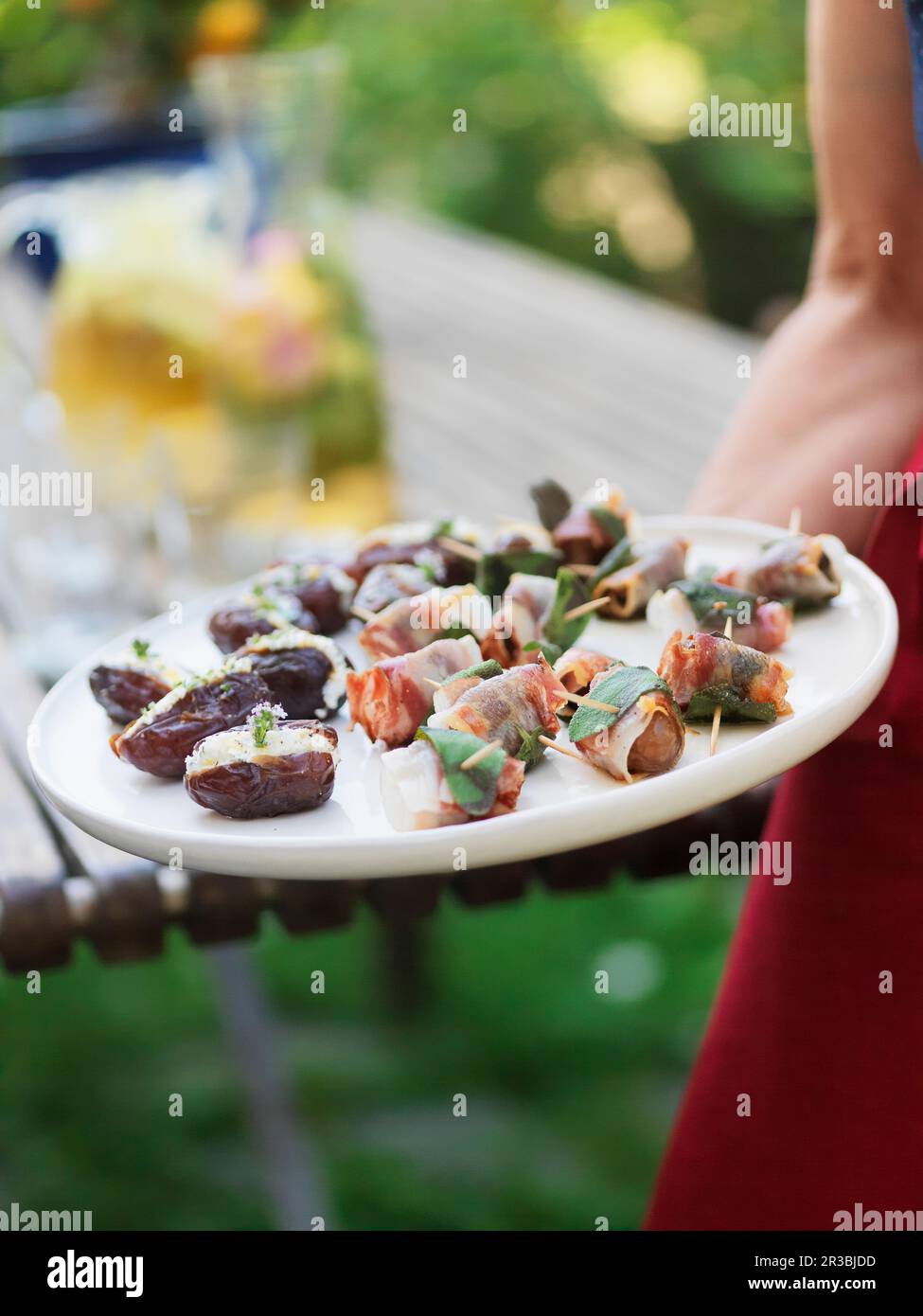 Platters of finger food hi-res stock photography and images - Alamy