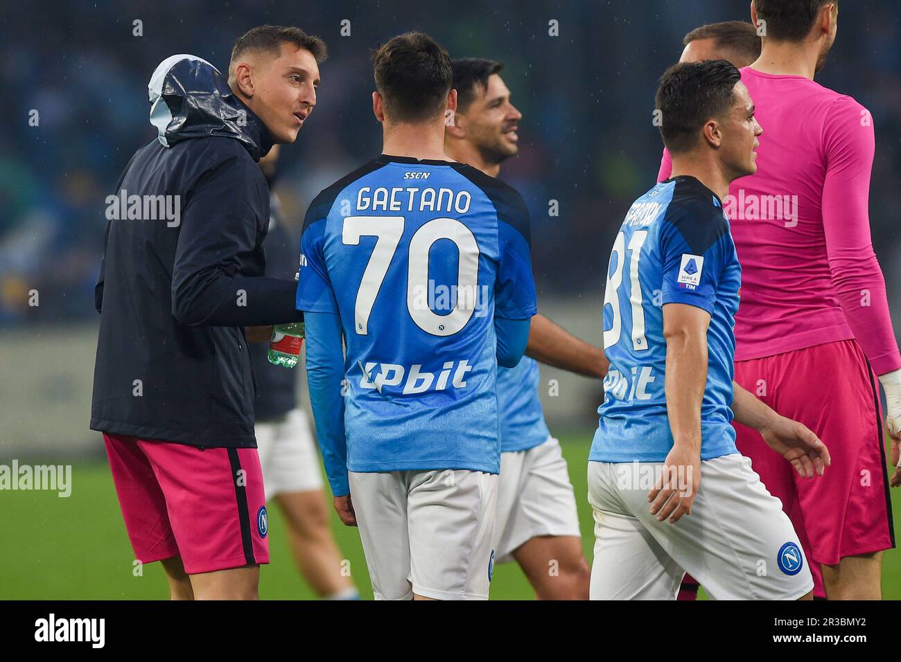 Naples, Italy. 21 May, 2023. Pierluigi Gollini and Gianluca Gaetano of SSC Napoli celebrate at the end of the Serie A match between SSC Napoli and FC Stock Photo