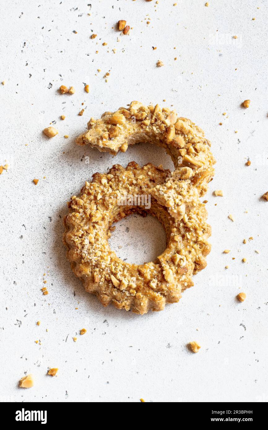 Small ring shaped cake hires stock photography and images Alamy