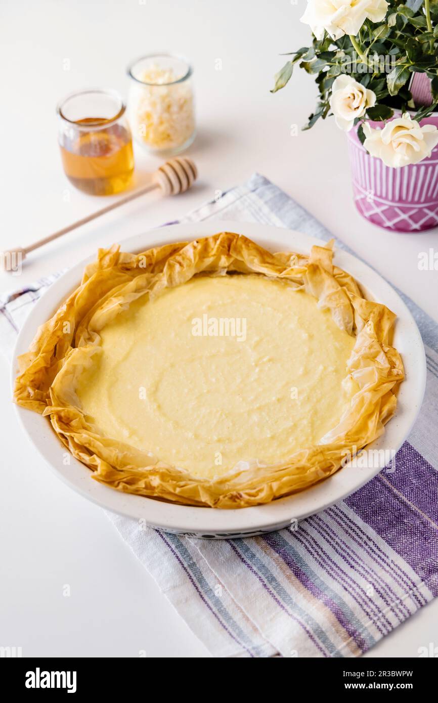 Vanilla cottage cheesecake in phyllo pastry shell Stock Photo Alamy