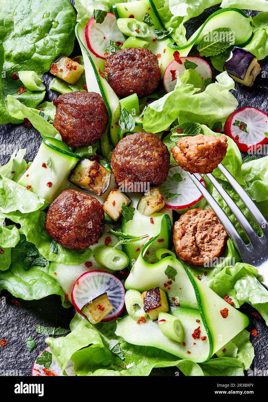 Vegetarian soy meatballs (meat substitute) with salad Stock Photo Alamy