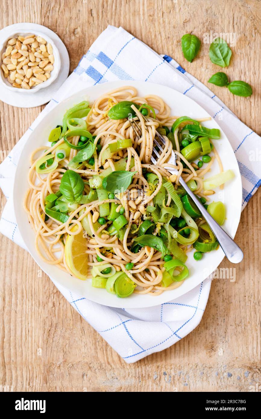 Leek and pea pasta with lemon Stock Photo Alamy
