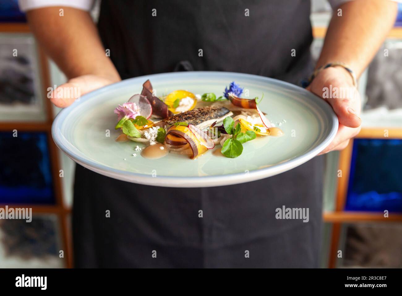 Staff waiter serving serves hi-res stock photography and images - Alamy