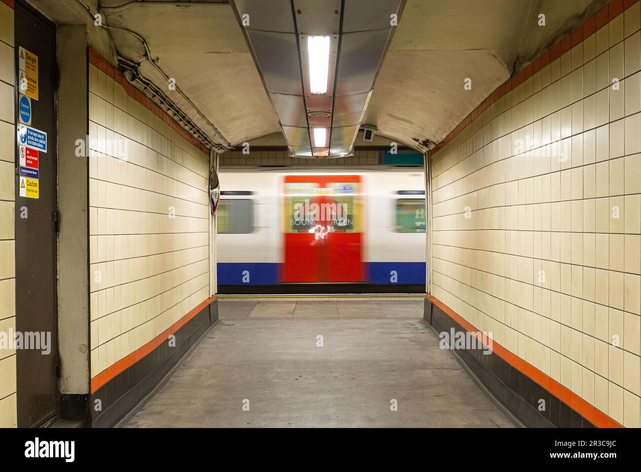 Transfer Corridor Rolling transfer hi-res stock photography and images - Alamy