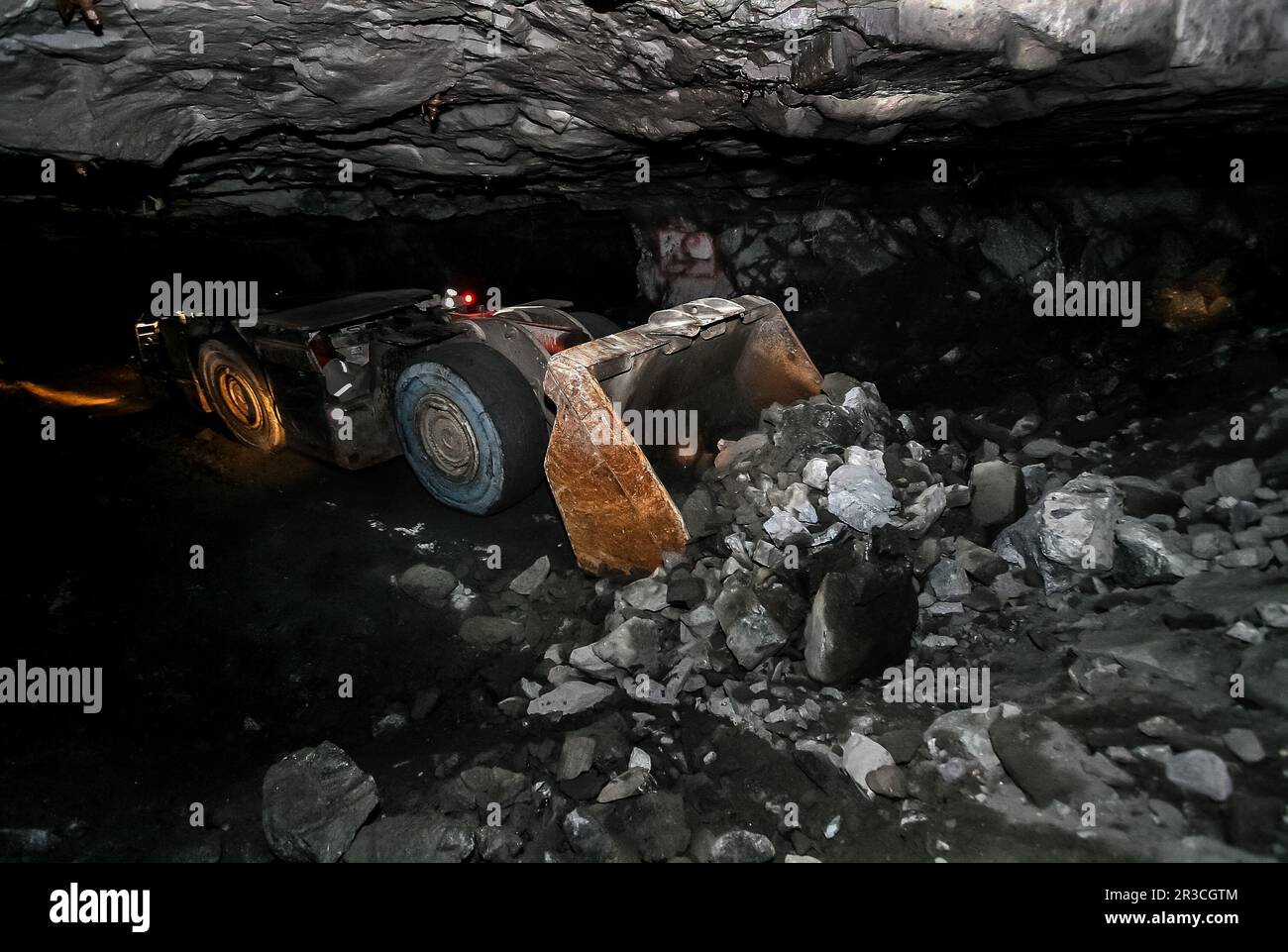 Underground Platinum mining Stock Photo Alamy