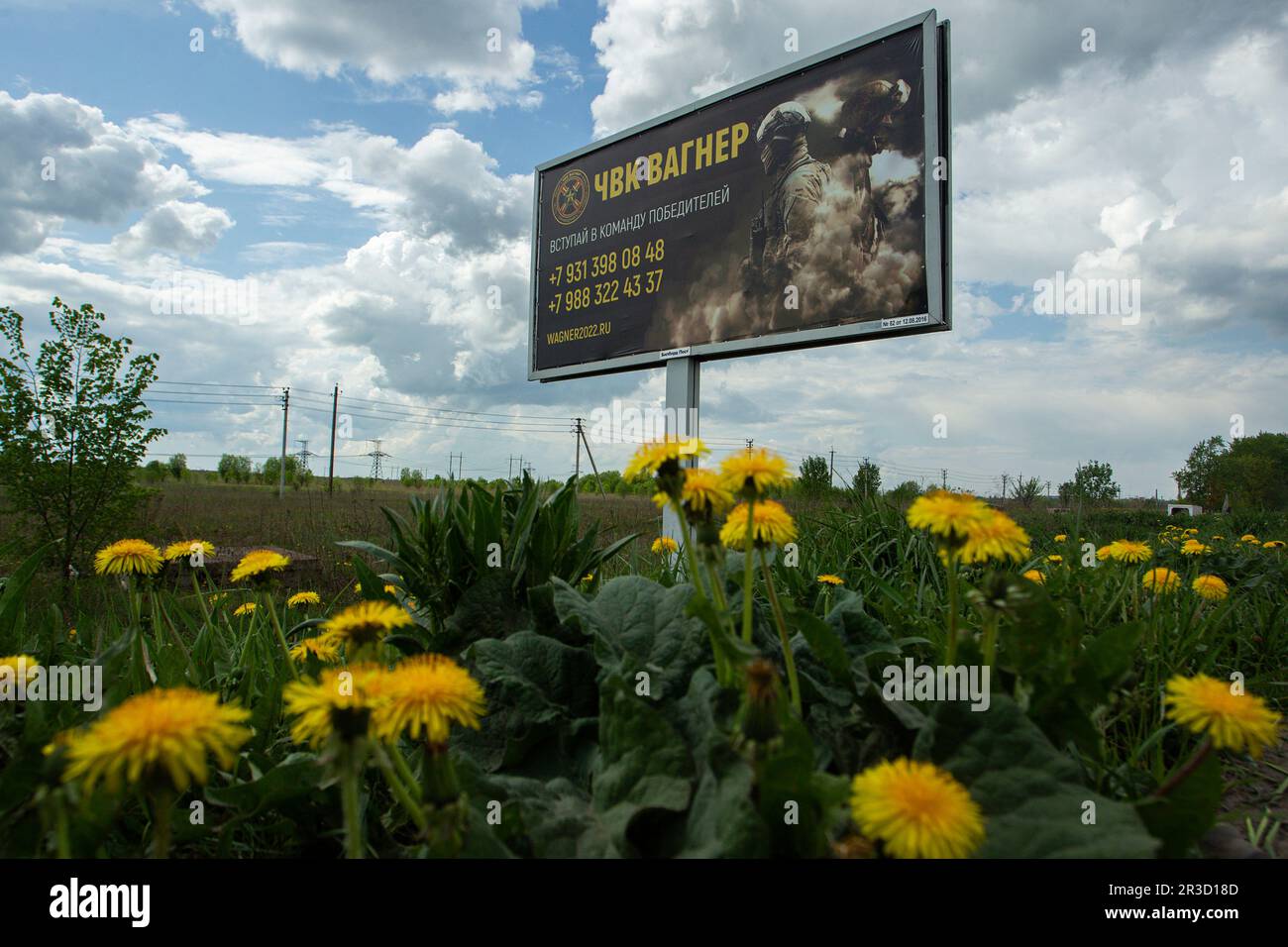 Saint Petersburg, Russia. 22nd May, 2023. A billboard depicting Russian servicemen and an advertisement for a private military company, PMC Wagner, with the inscription ''Join the winning team''. On May 20, 2023, the founder of a private military company, Yevgeny Prigozhin, made a statement that the PMC Wagner group had completely taken the city of Bakhmut under its control. (Credit Image: © Artem Priakhin/SOPA Images via ZUMA Press Wire) EDITORIAL USAGE ONLY! Not for Commercial USAGE! Stock Photo