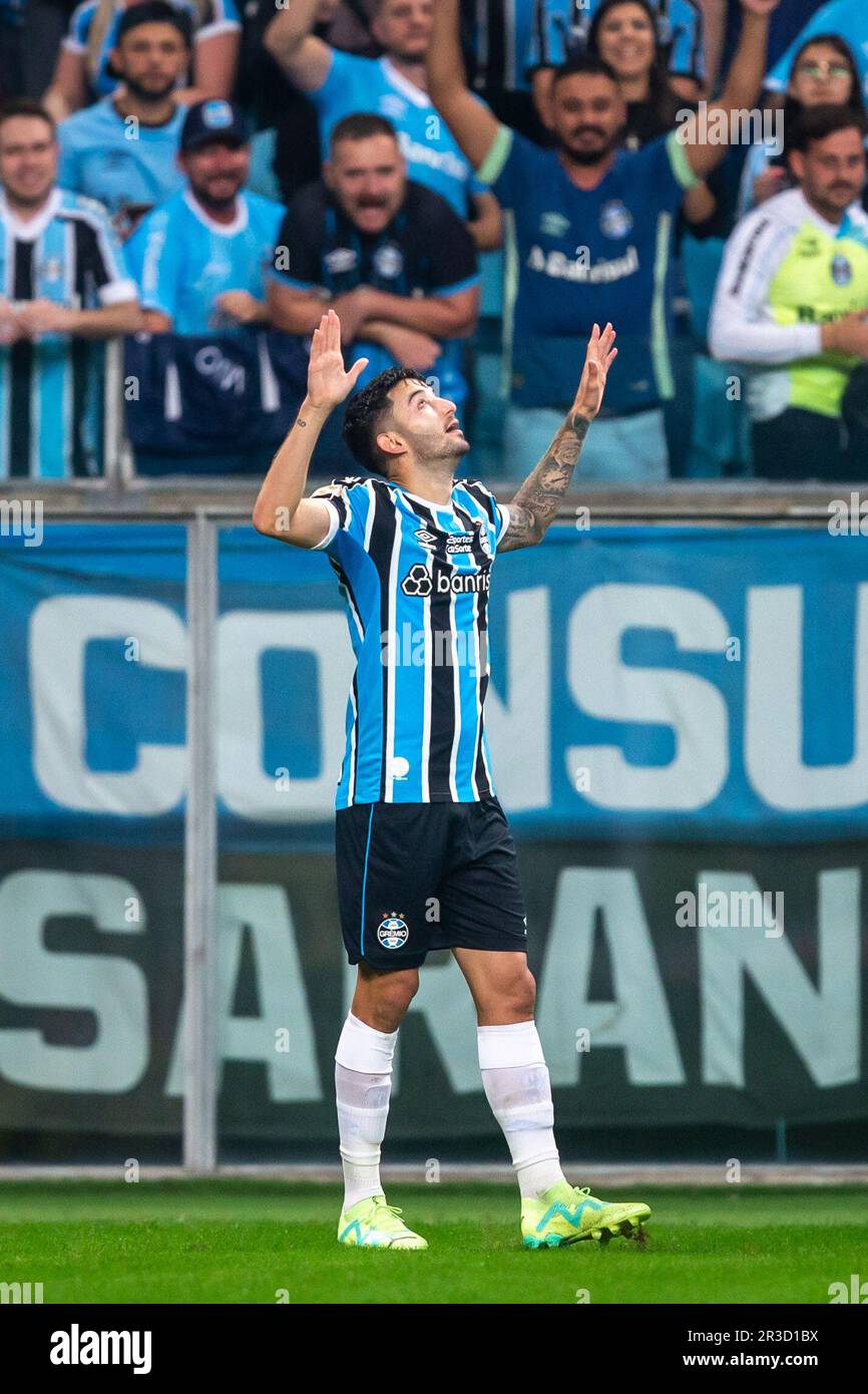 Mathias villasanti hi-res stock photography and images - Alamy, image size:866x1390