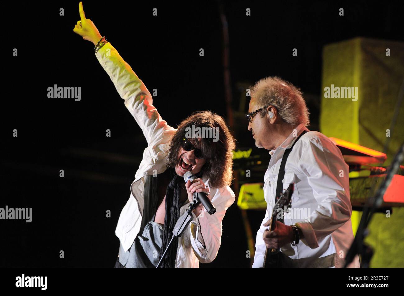 Milan Italy 2010-04-11:Milan Italy 2010-04-11:Mick Jones guitarist and ...