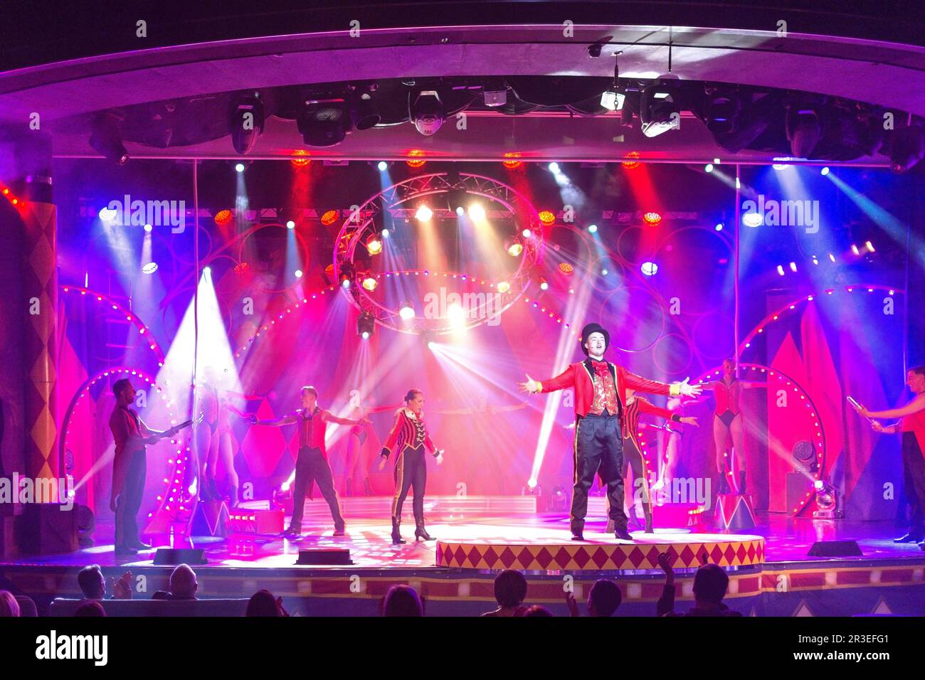 Showtime On P O Arcadia Cruise Ship North Sea Europe Stock Photo Alamy showtime-on-p-o-arcadia-cruise-ship-north-sea-europe-stock-photo-alamy