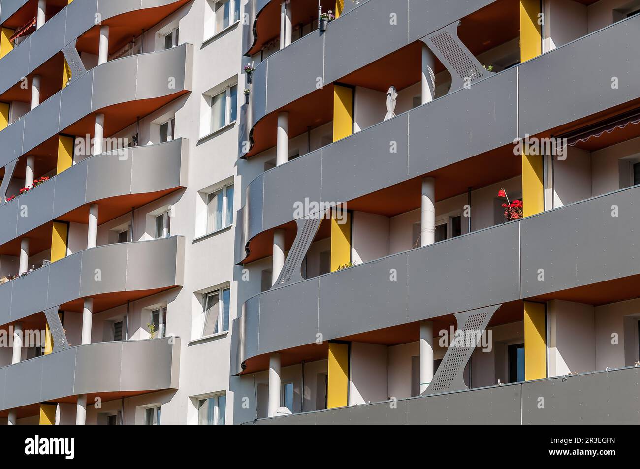 Social housing modern hi-res stock photography and images - Alamy