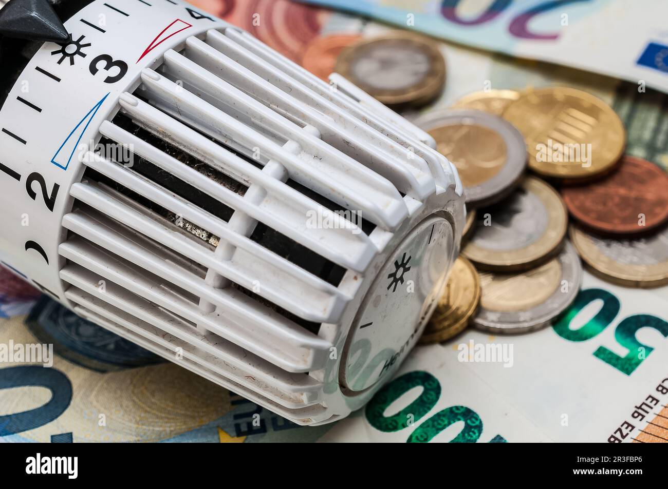 Heating thermostat increase in heating costs 2022 Stock Photo Alamy