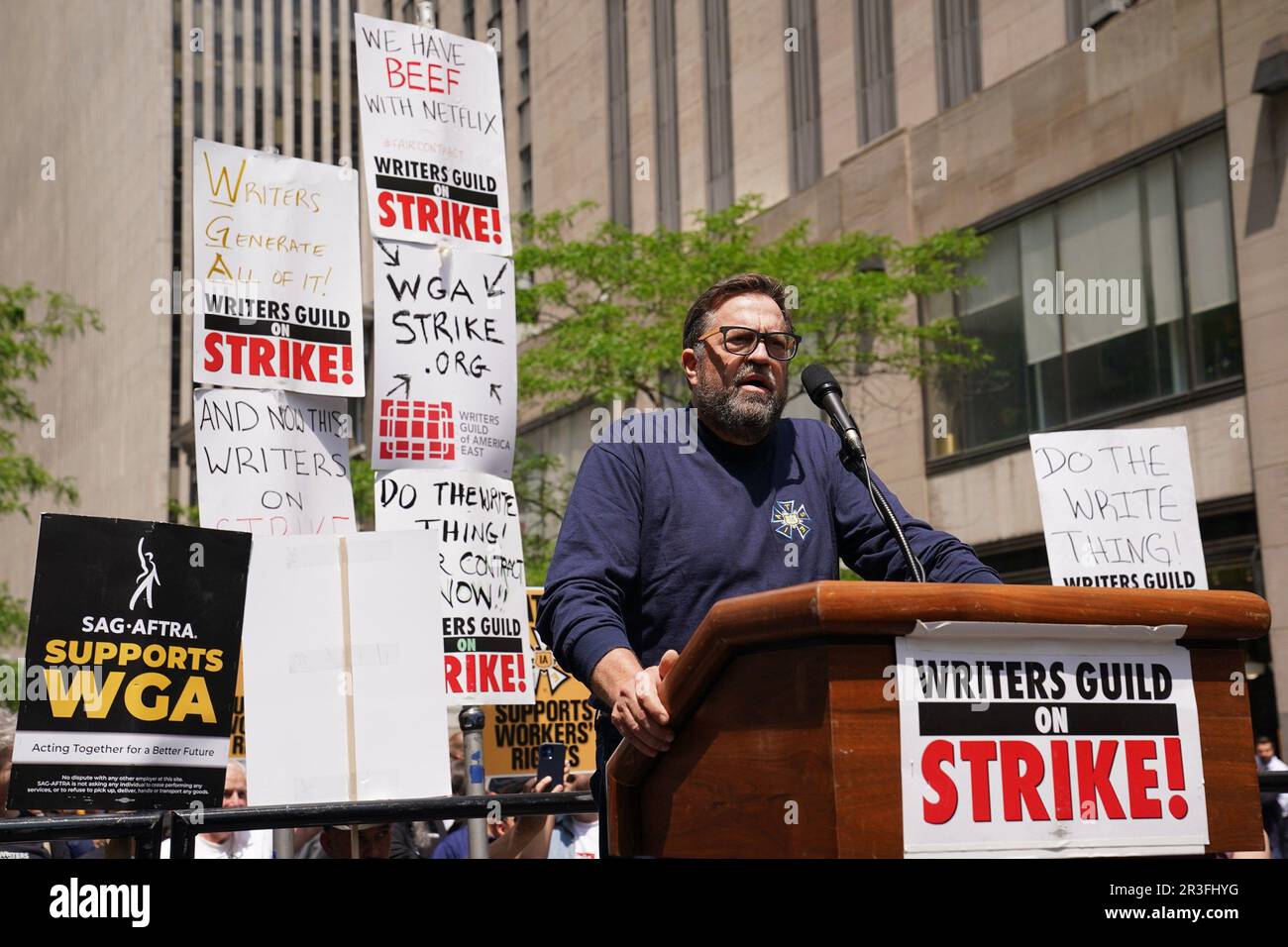 New York, NY, USA. 23rd May, 2023. Matt Loeb in attendance for The Writers Guild of America WGA Rally at the Rock, NBCUniversal offices at 30 Rock, New York, NY May 23, 2023. Credit: Kristin Callahan/Everett Collection/Alamy Live News Stock Photo