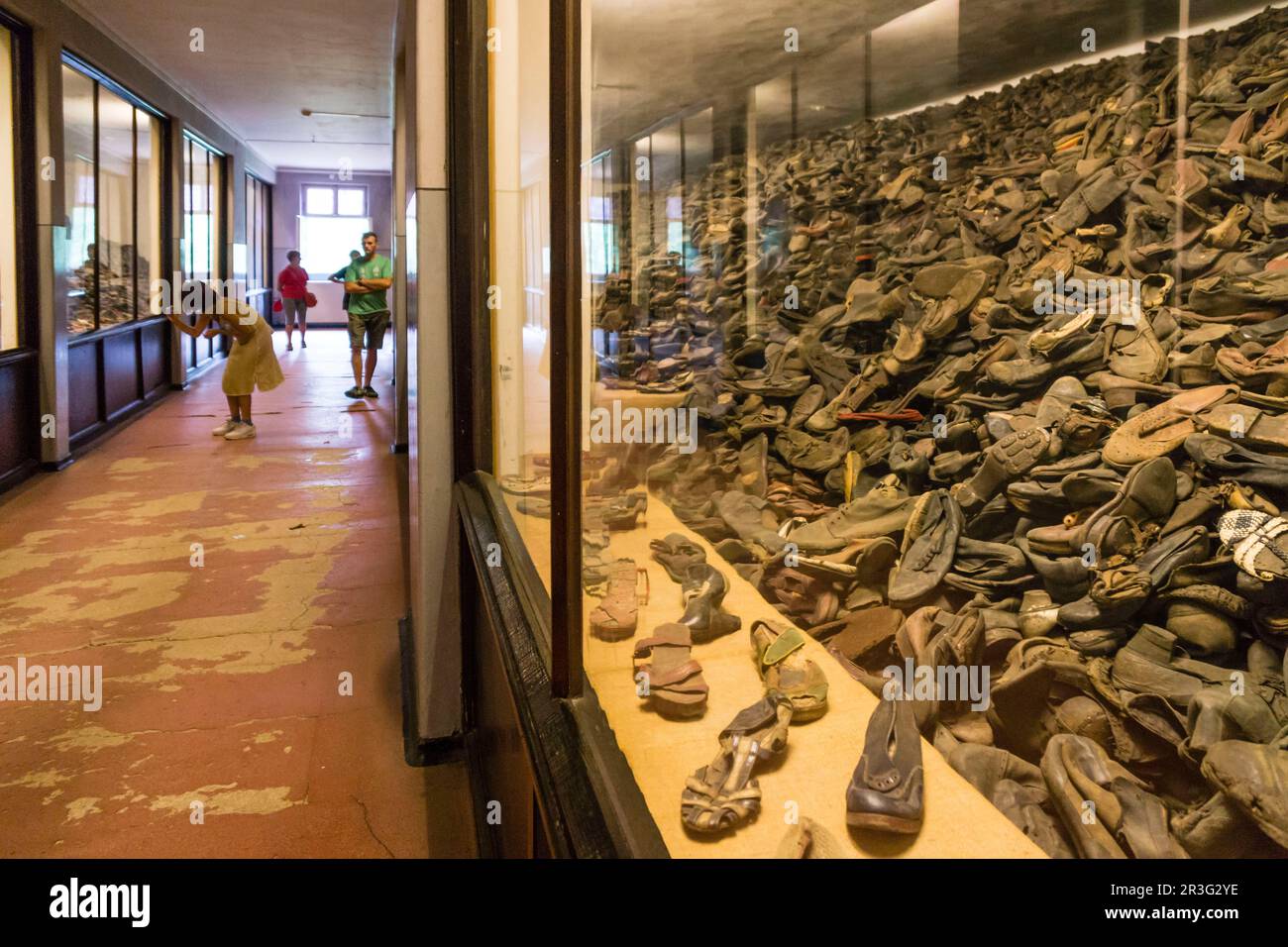 calzado confiscado a los deportados, . campo de concentracion de Auschwitz I, museo estatal, Oswiecim, Polonia, eastern europe. Stock Photo