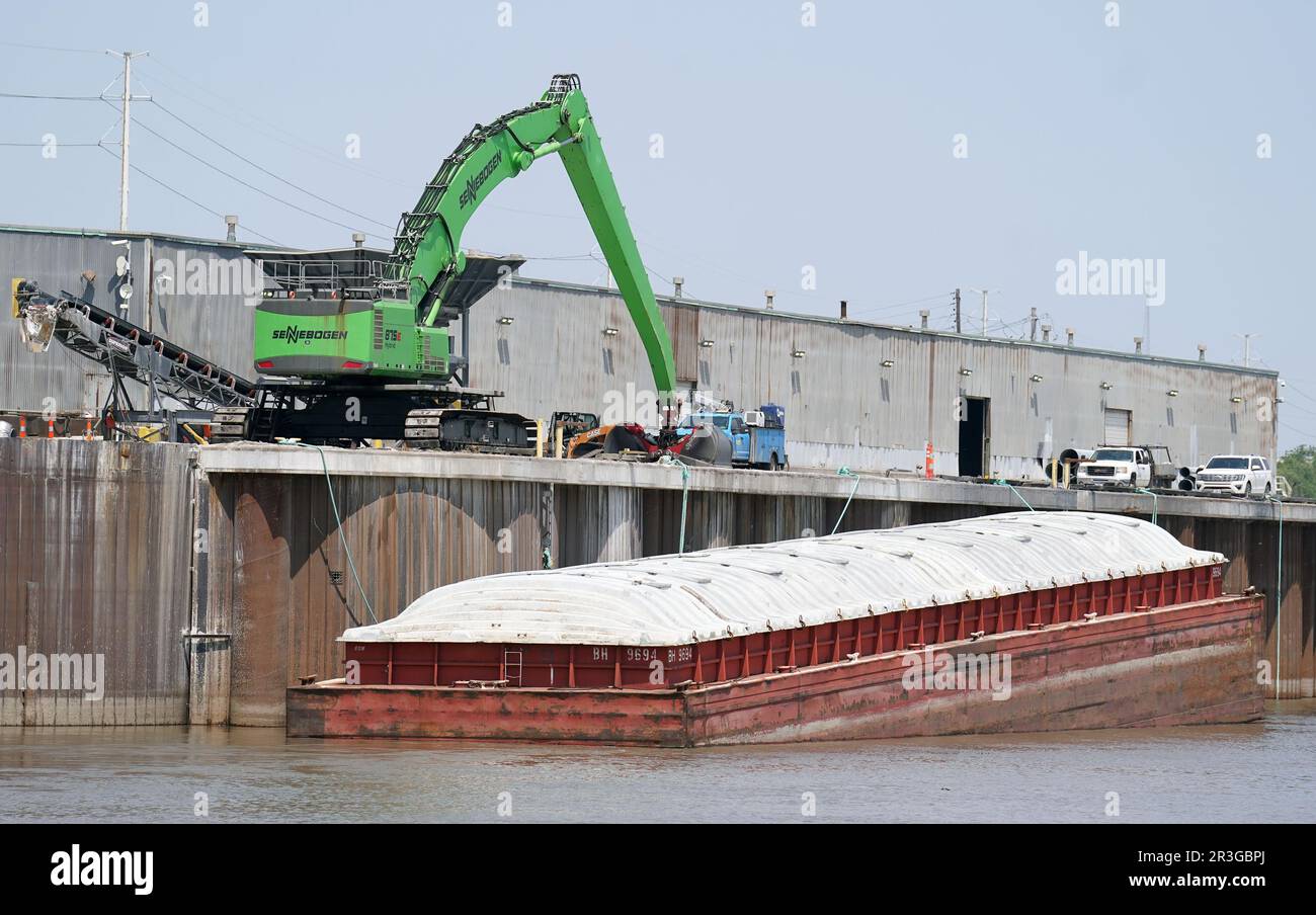 St. Louis, United States. 23rd May, 2023. A barge tilts as it is loaded at the St. Louis riverfront on the Mississippi River in St. Louis on Tuesday, May 23, 2023.Photo by Bill Greenblatt/UPI Credit: UPI/Alamy Live News Stock Photo