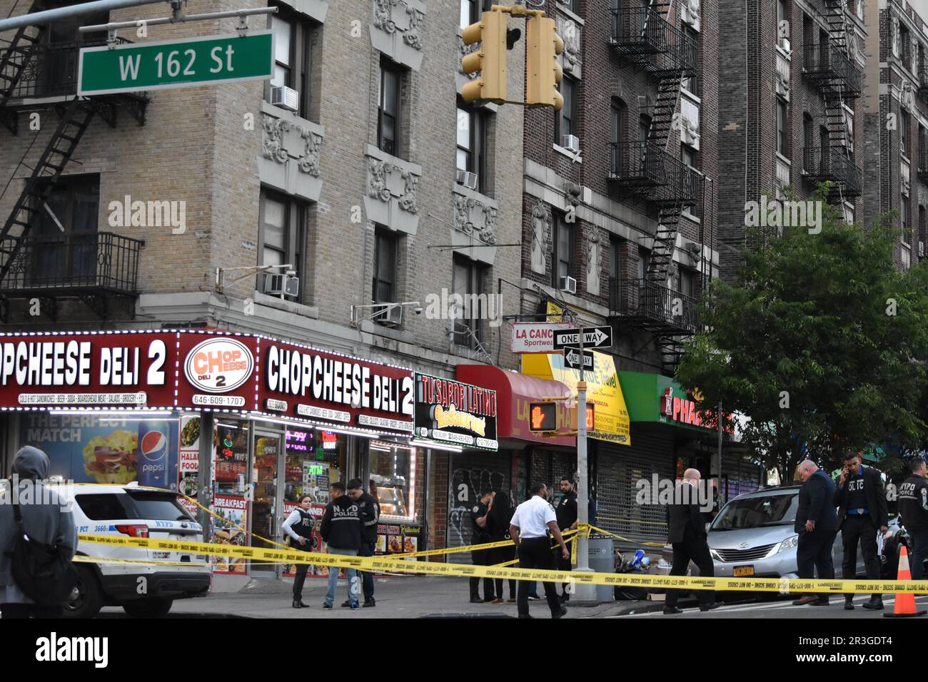 Manhattan, United States. 23rd May, 2023. NYPD officers on the scene of ...
