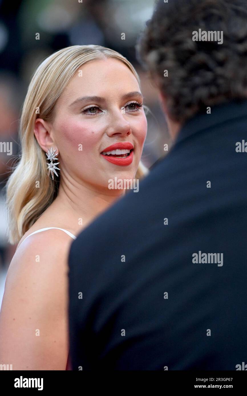 Scarlett Johansson 2023 Cannes Film Festival Candy Pink Red Carpet Dress