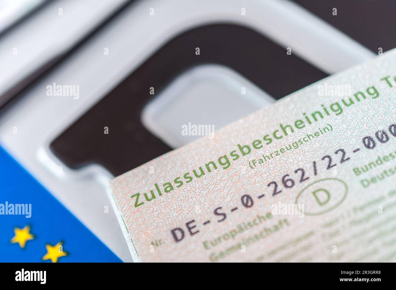 Registration certificate vehicle title passenger car Stock Photo Alamy