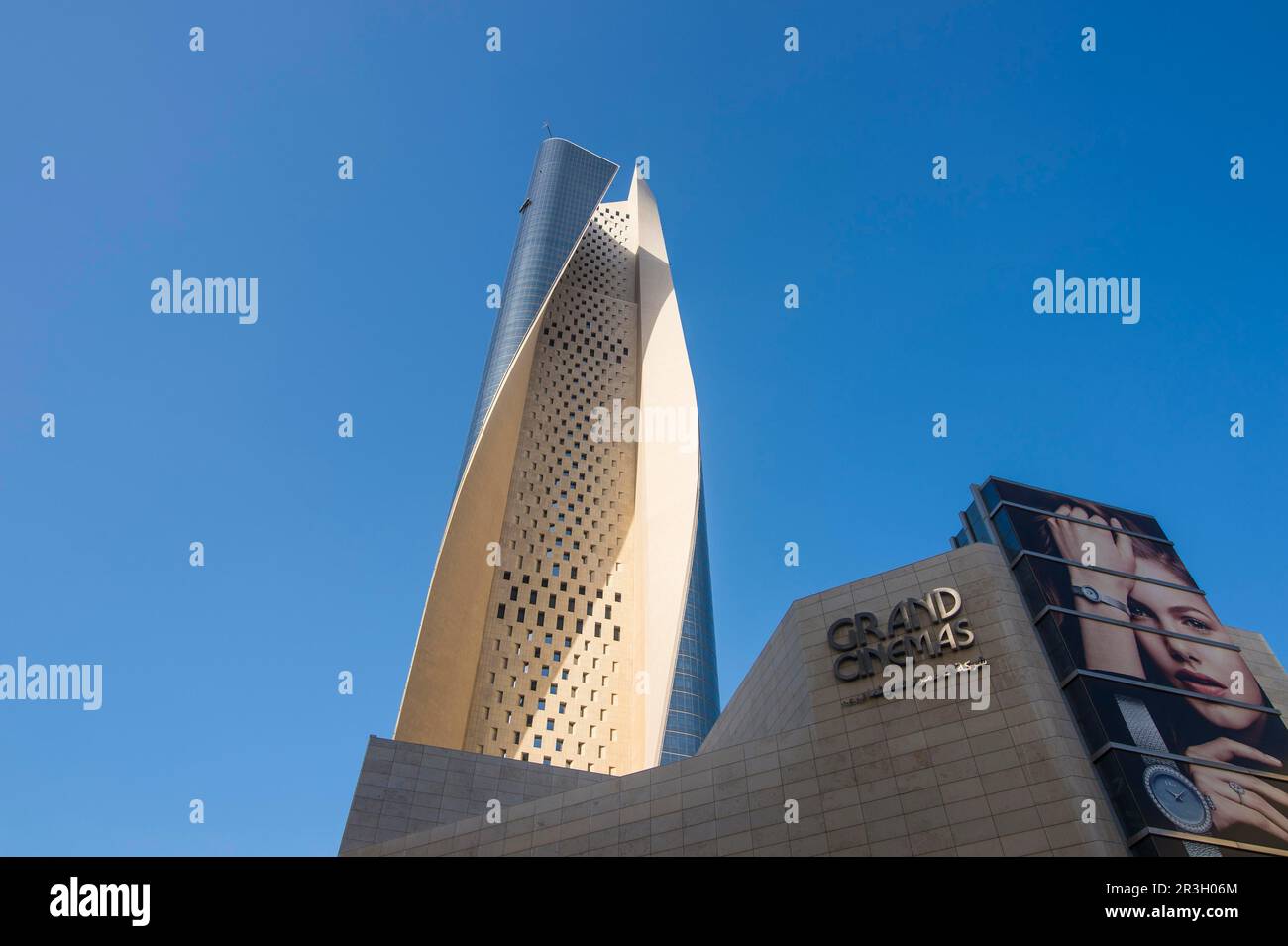 Al Hamra tower in Kuwait City, Kuwait Stock Photo Alamy