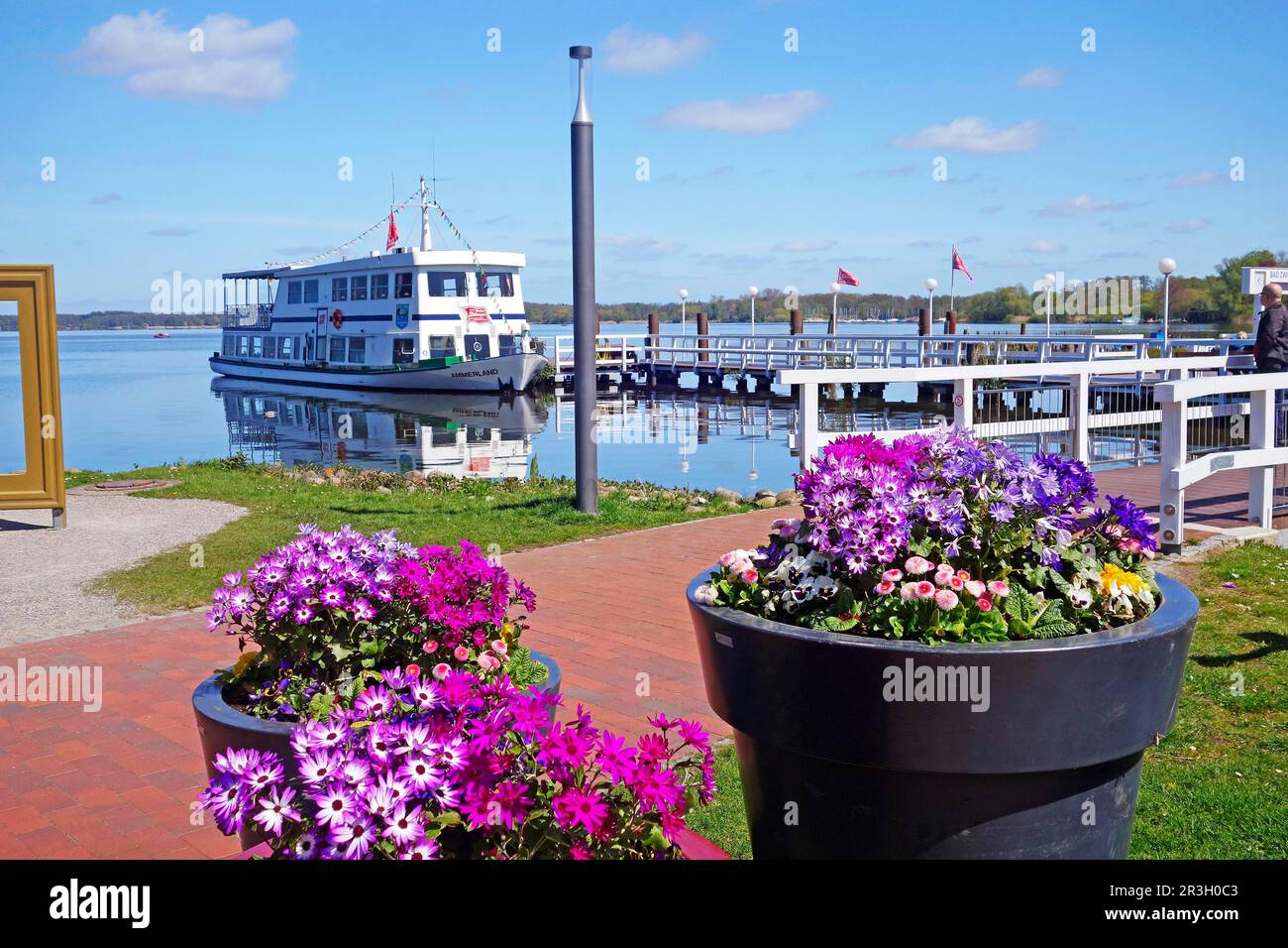 Excursion boat, Zwischerahner Meer, Bad Zwischenahn, Ammerland, Germany ...