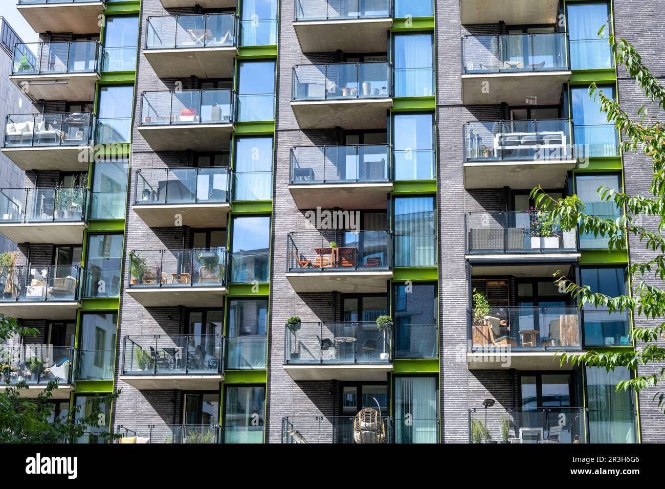 Modern apartment building with balconies hi-res stock photography and ...