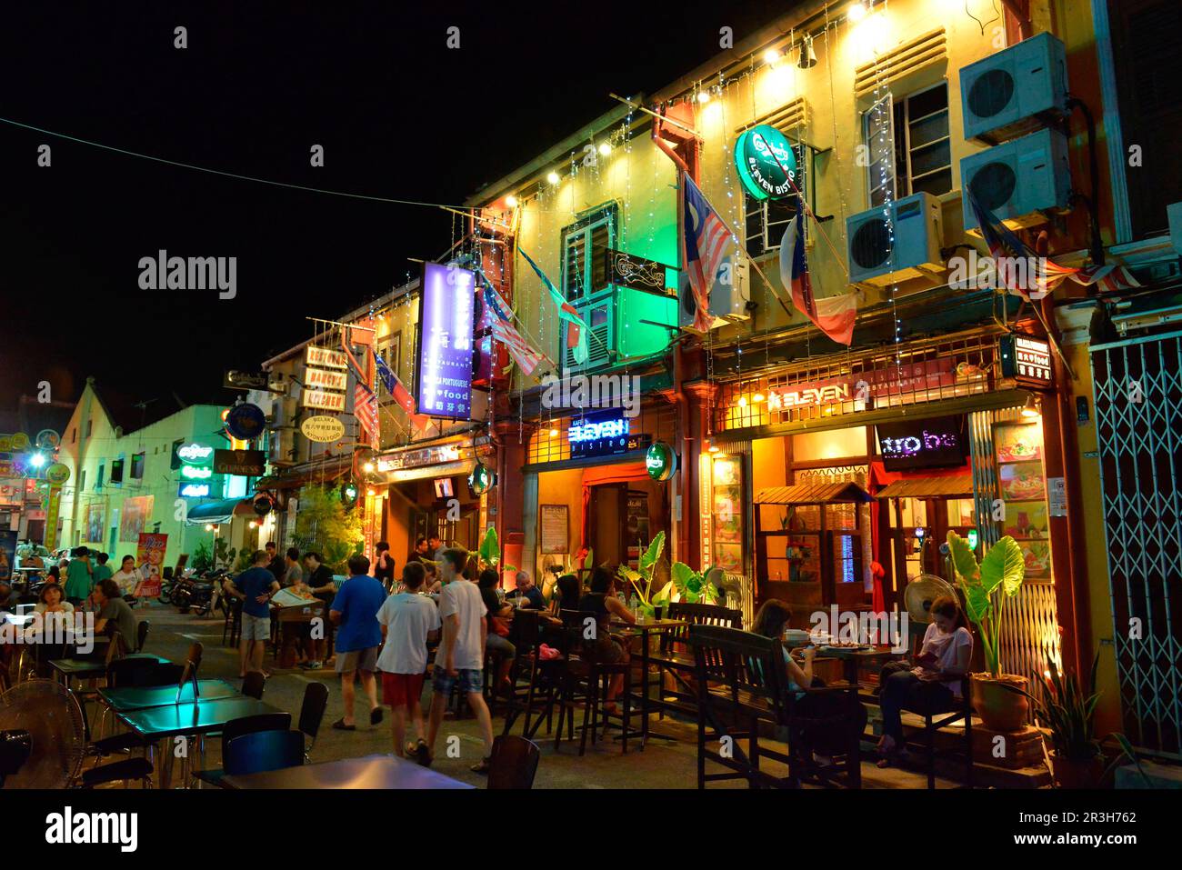 Restaurants, Jonker Street, Melaka, Malaysia Stock Photo - Alamy