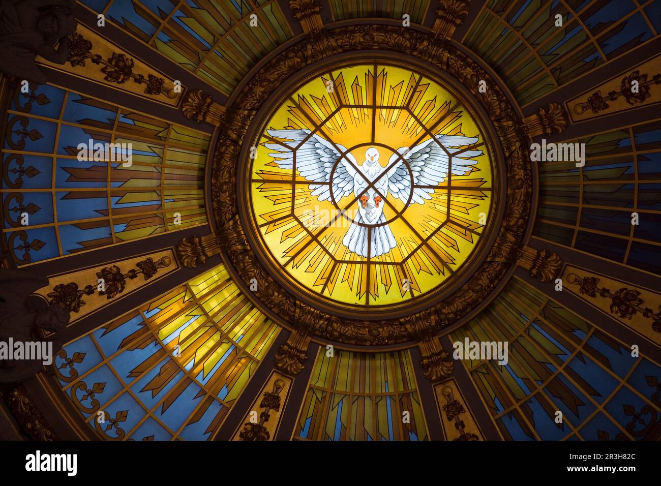 Looking up into the dome with the round, central Holy Spirit window, Berlin Cathedral, Germany Stock Photo