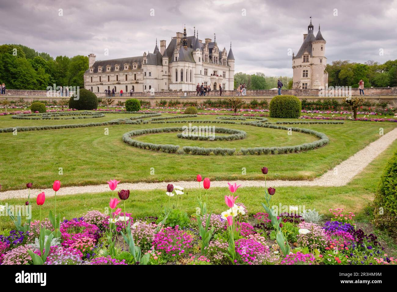 Jardín de Diana de Poitiers., castillo de Chenonceau, siglo XVI, Chenonceaux, departamento de Indre y Loira,France,Western Europe. Stock Photo