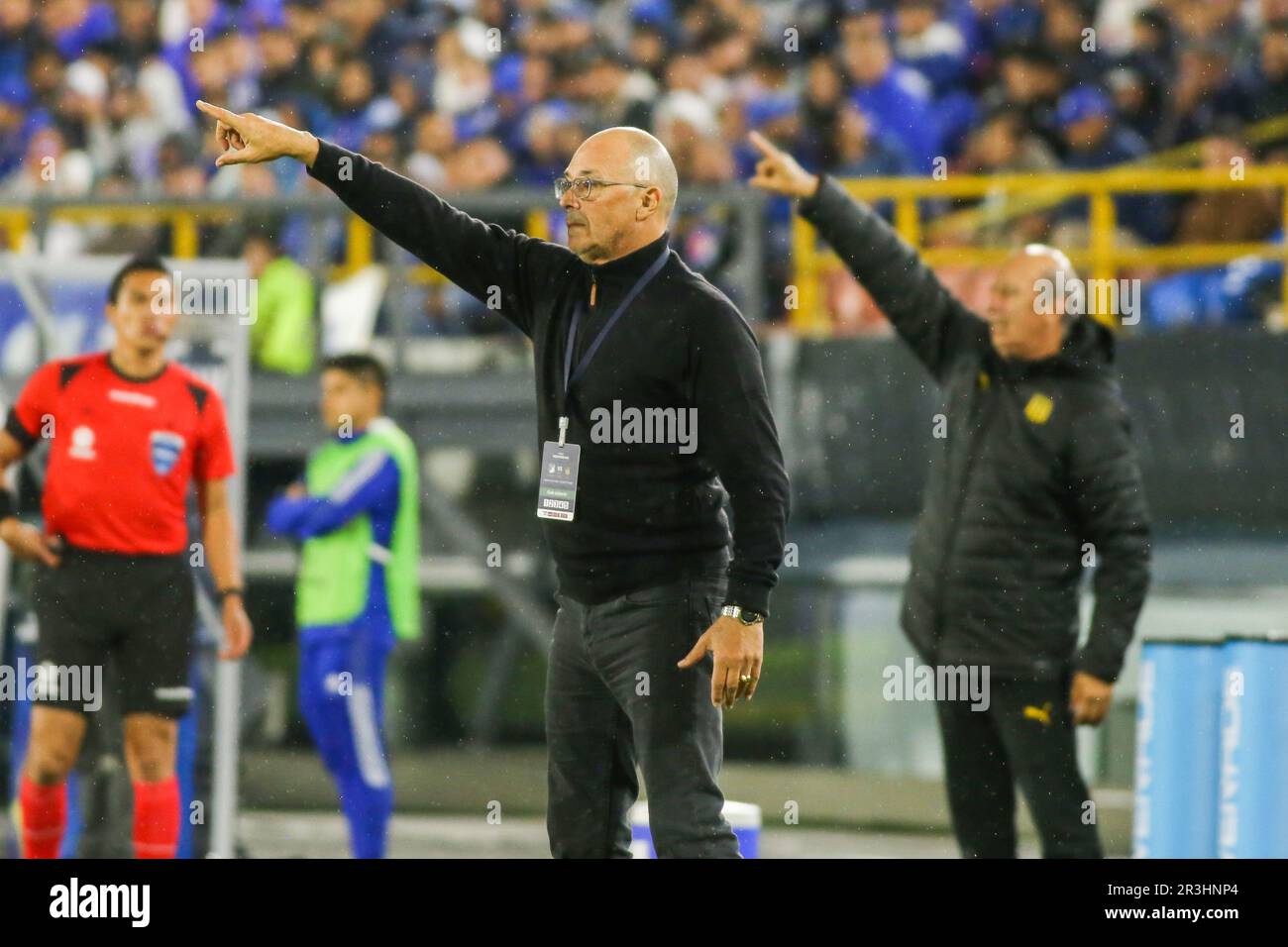 Bogota, Colombia. 23rd May, 2023. Alfredo Arias coach of PeÃ±arol in the match between Millonarios FC vs CA PeÃ±arol of Uruguay for date 4 of CONMEBOL Sudamericana played at the Nemesio Camacho El Campin stadium in the city of Bogota, Colombia. (Credit Image: © Daniel Garzon Herazo/ZUMA Press Wire) EDITORIAL USAGE ONLY! Not for Commercial USAGE! Stock Photo