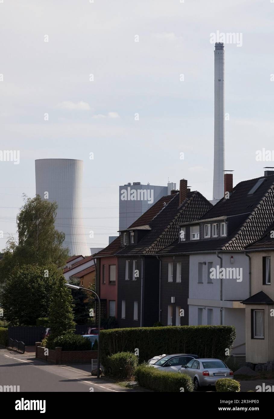 Residential houses in front of the Herne Steag power plant