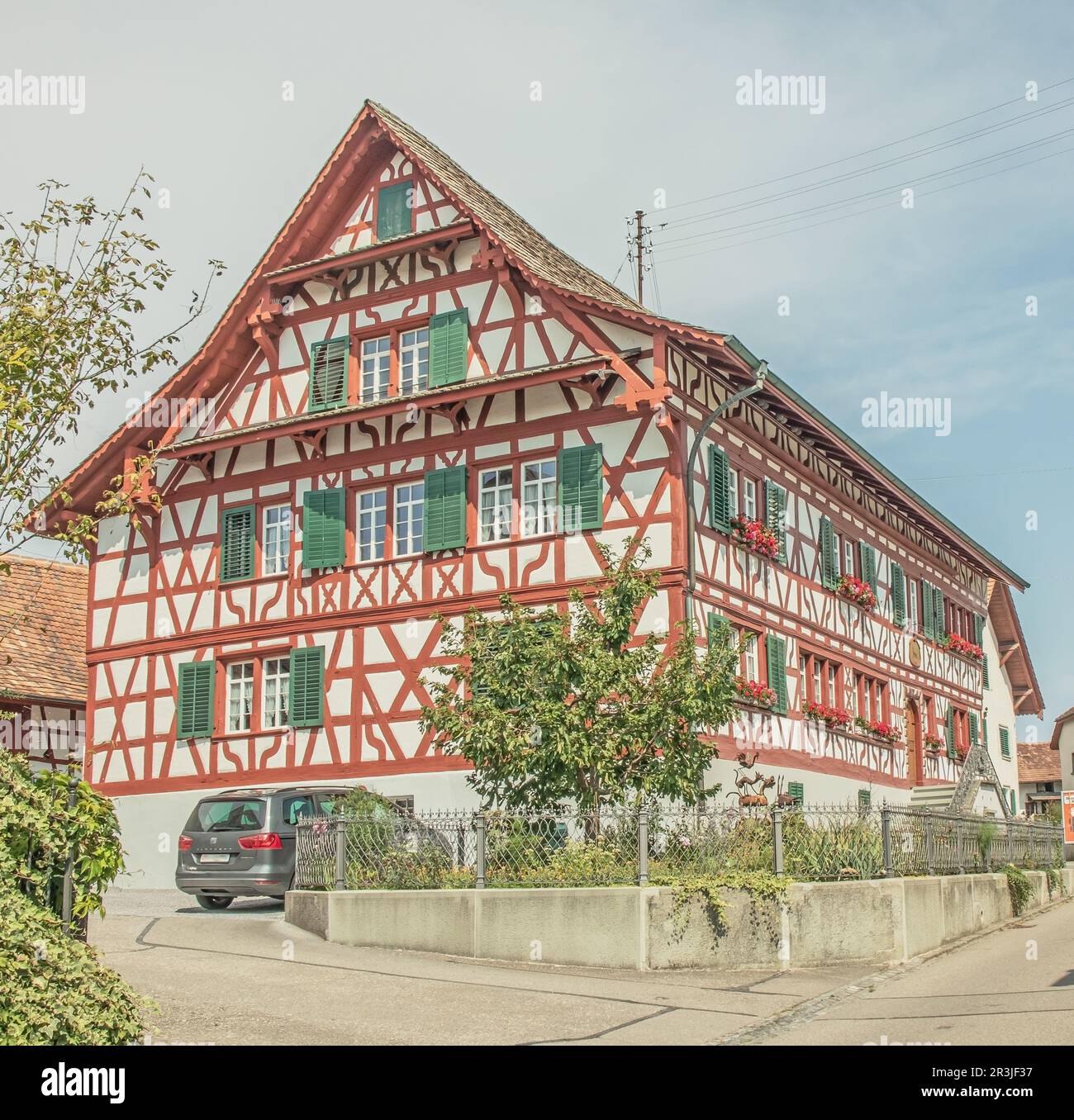 Village administration office hi-res stock photography and images - Alamy