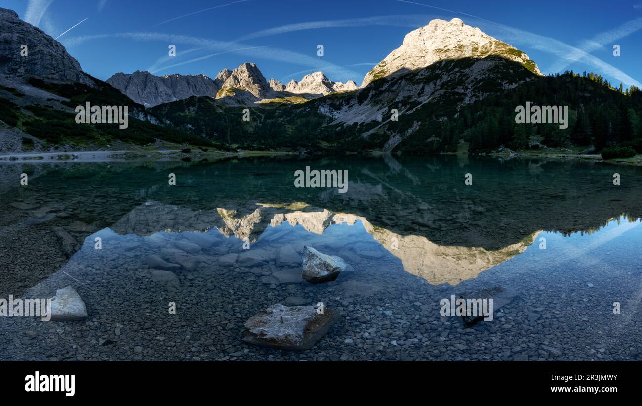Lake Seebensee in the morning. Mountain reflection of Mountain ...