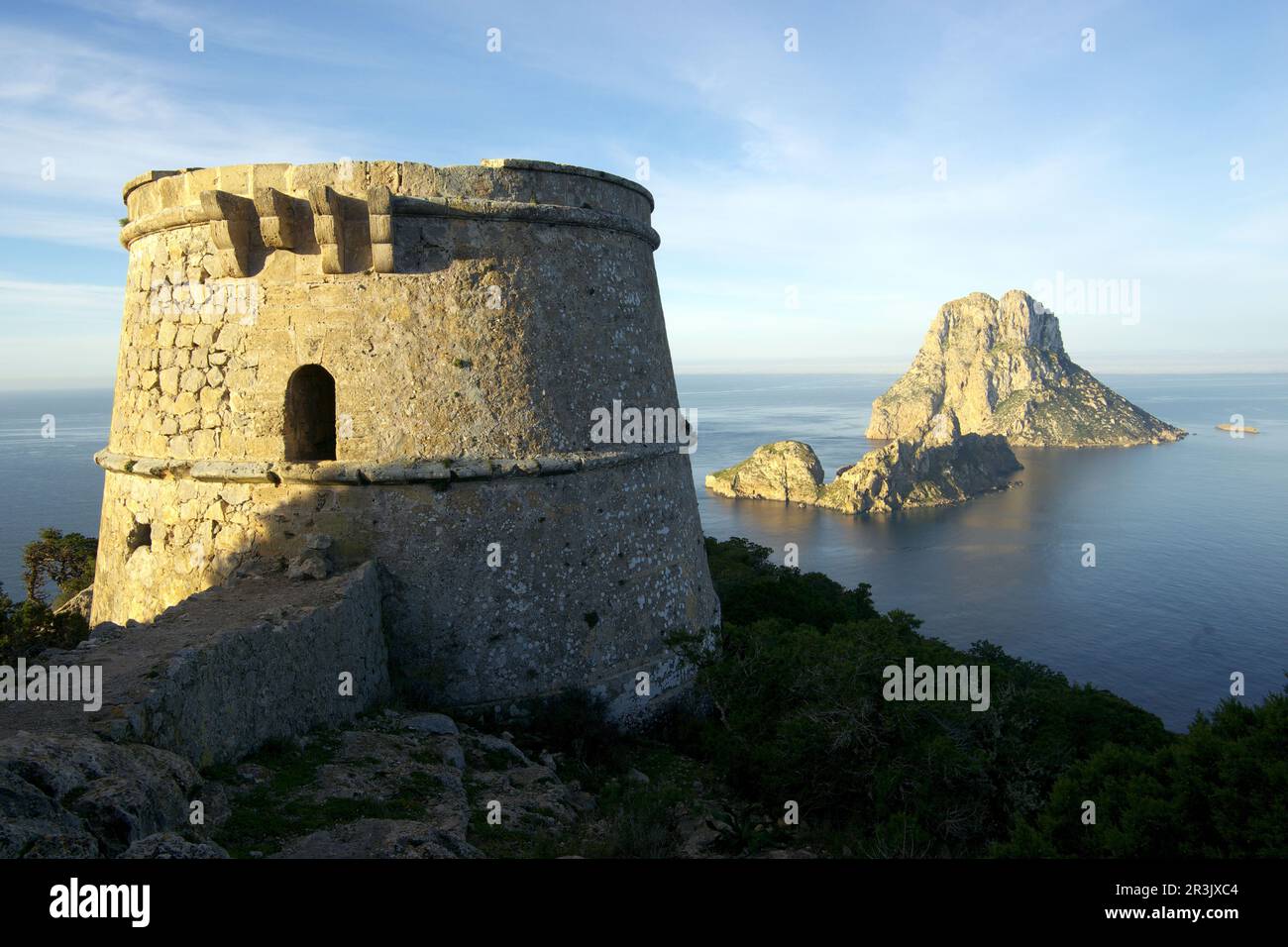 Es Vedra, torre des Savinar (Torre del Pirata). sant Josep de Sa Talaia.Ibiza.Islas Pitiusas.Baleares.España. Stock Photo
