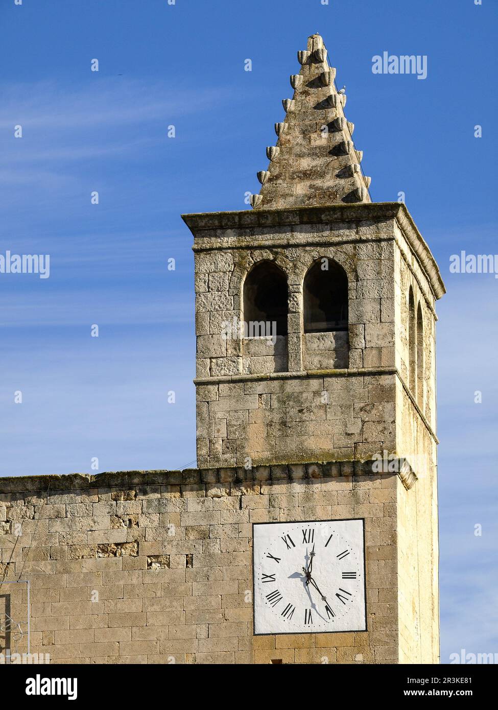 Campanario de la iglesia de Sant Pere (s.XVII-XVIII).Búger. Comarca de Raiguer. Mallorca. Baleares.España. Stock Photo