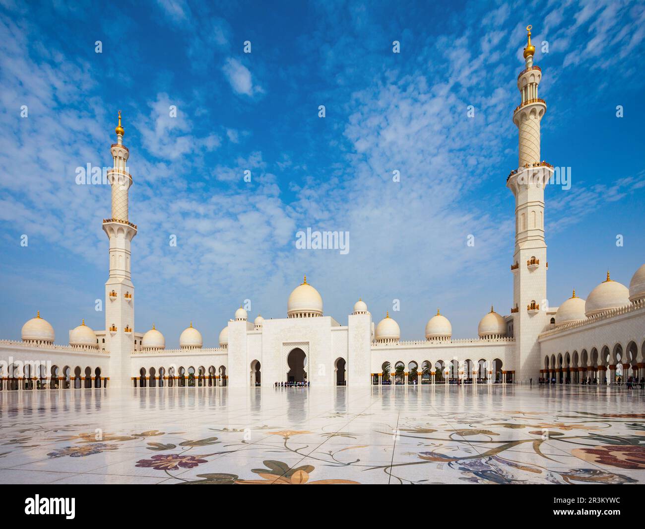 Sheikh Zayed Grand Mosque is the largest mosque of UAE, located in Abu ...