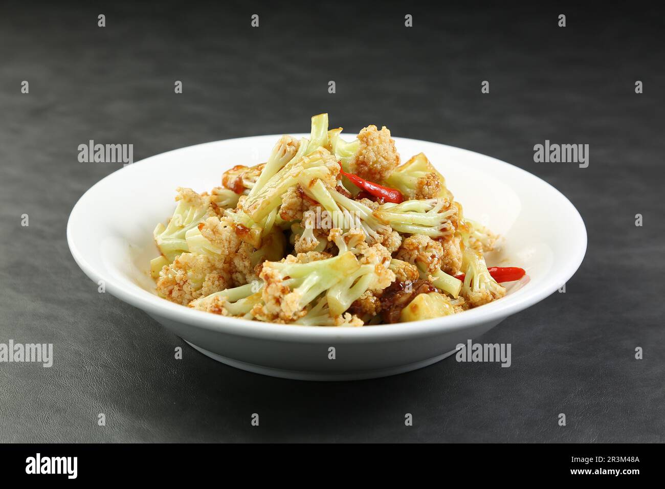 stirfried Griddle Cooked Cauliflower，Chinese food Stock Photo Alamy