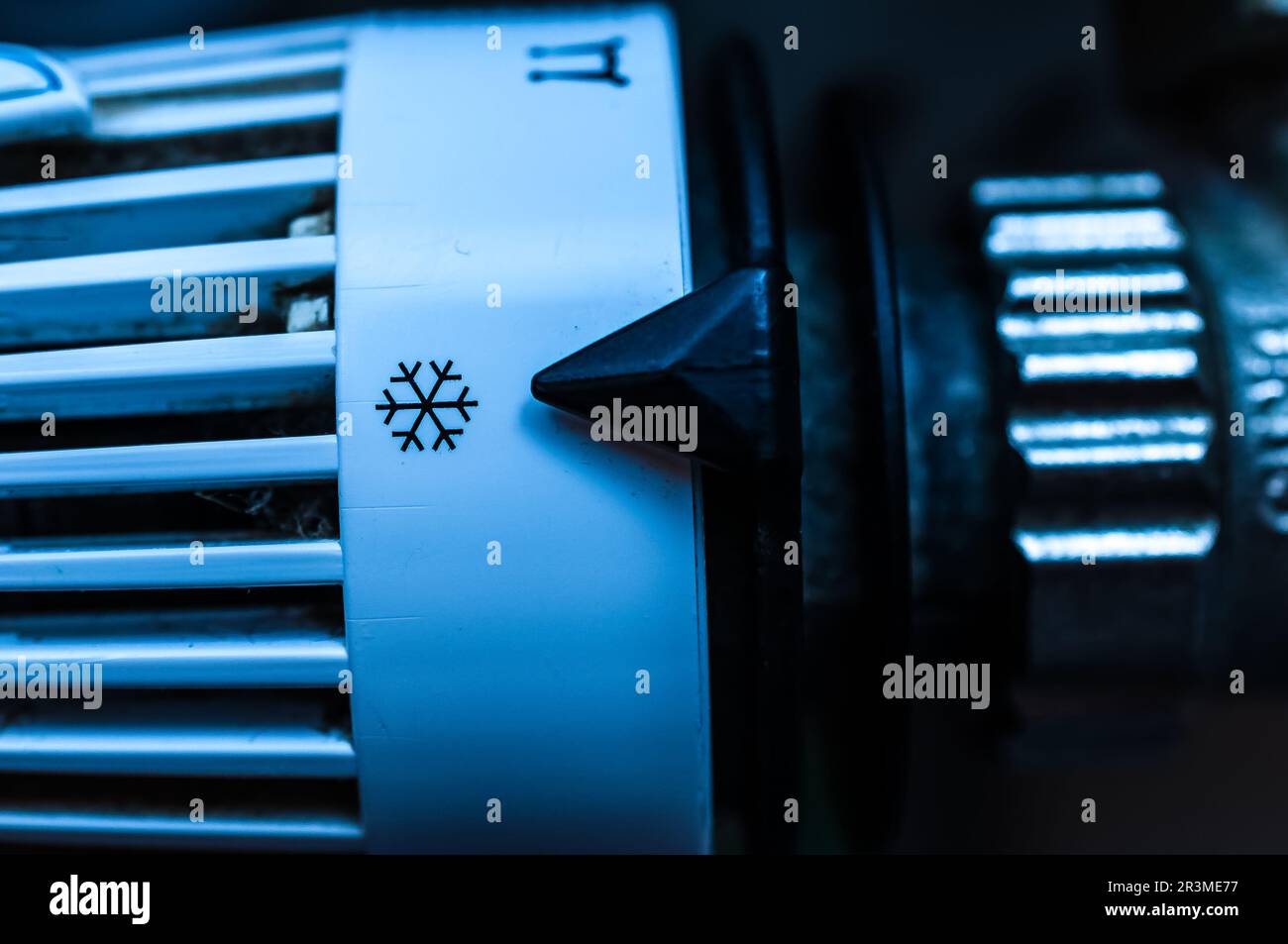 Heating thermostat increase in heating costs 2022 energy crisis