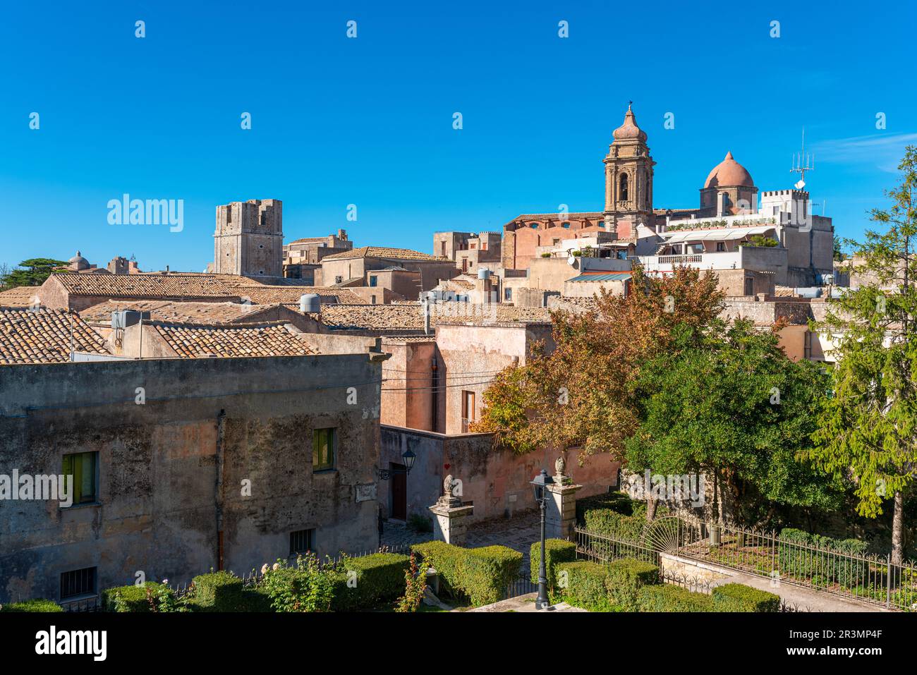 The famous mountain village Erice in western Sicily Stock Photo Alamy