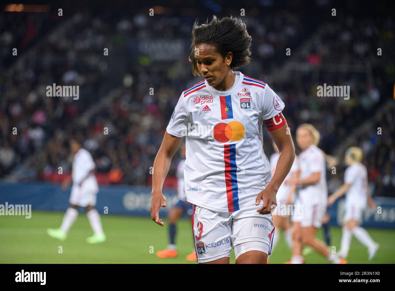 Fanion 10*09 Cm Paris Saint-Germain Psg / Ol Lyonnais Finale