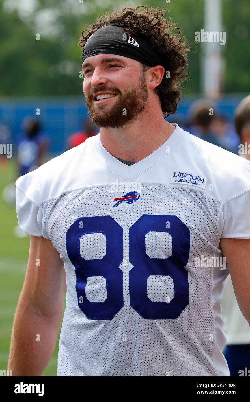 Buffalo Bills tight end Dawson Knox (88) walks off the field following an  NFL football practice in Orchard Park, N.Y., Tuesday May 23, 2023. (AP/  Photo Jeffrey T. Barnes Stock Photo - Alamy